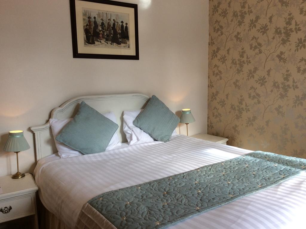 Bedford Hotel ทาวิสต็อก ภายนอก รูปภาพ