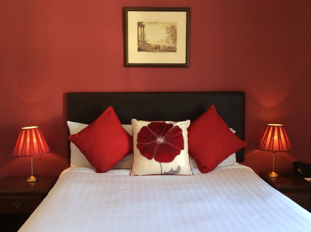 Bedford Hotel ทาวิสต็อก ภายนอก รูปภาพ