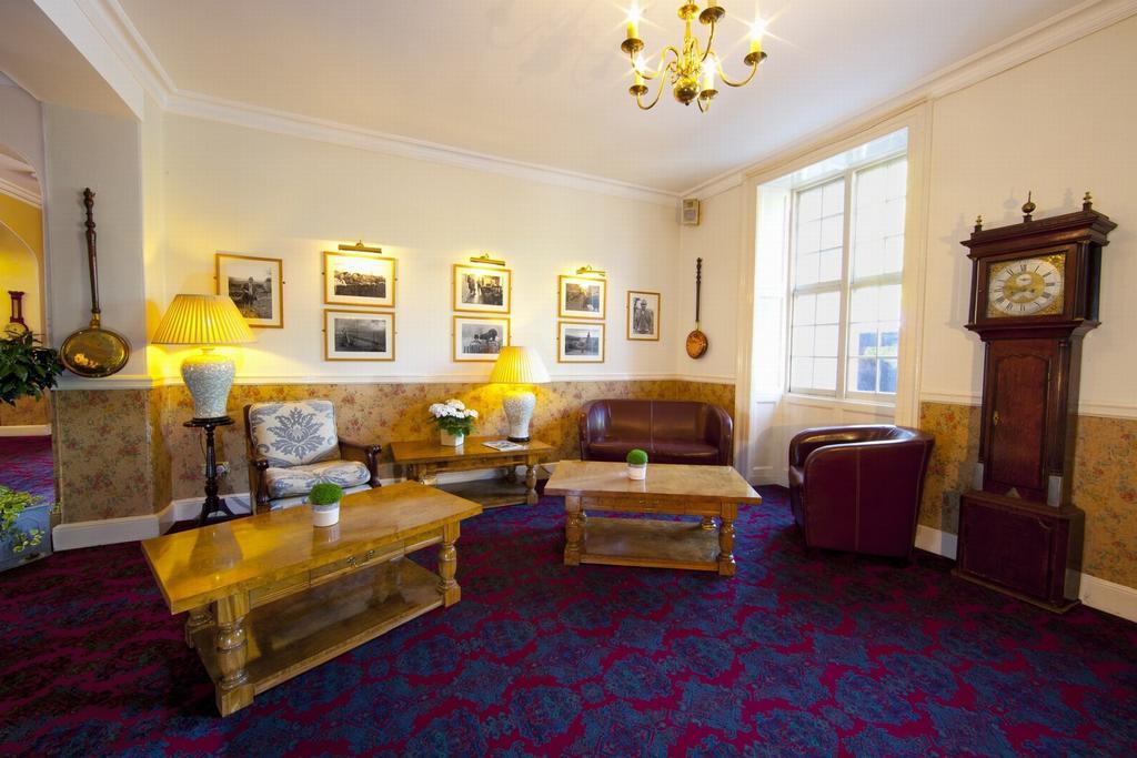Bedford Hotel ทาวิสต็อก ภายนอก รูปภาพ