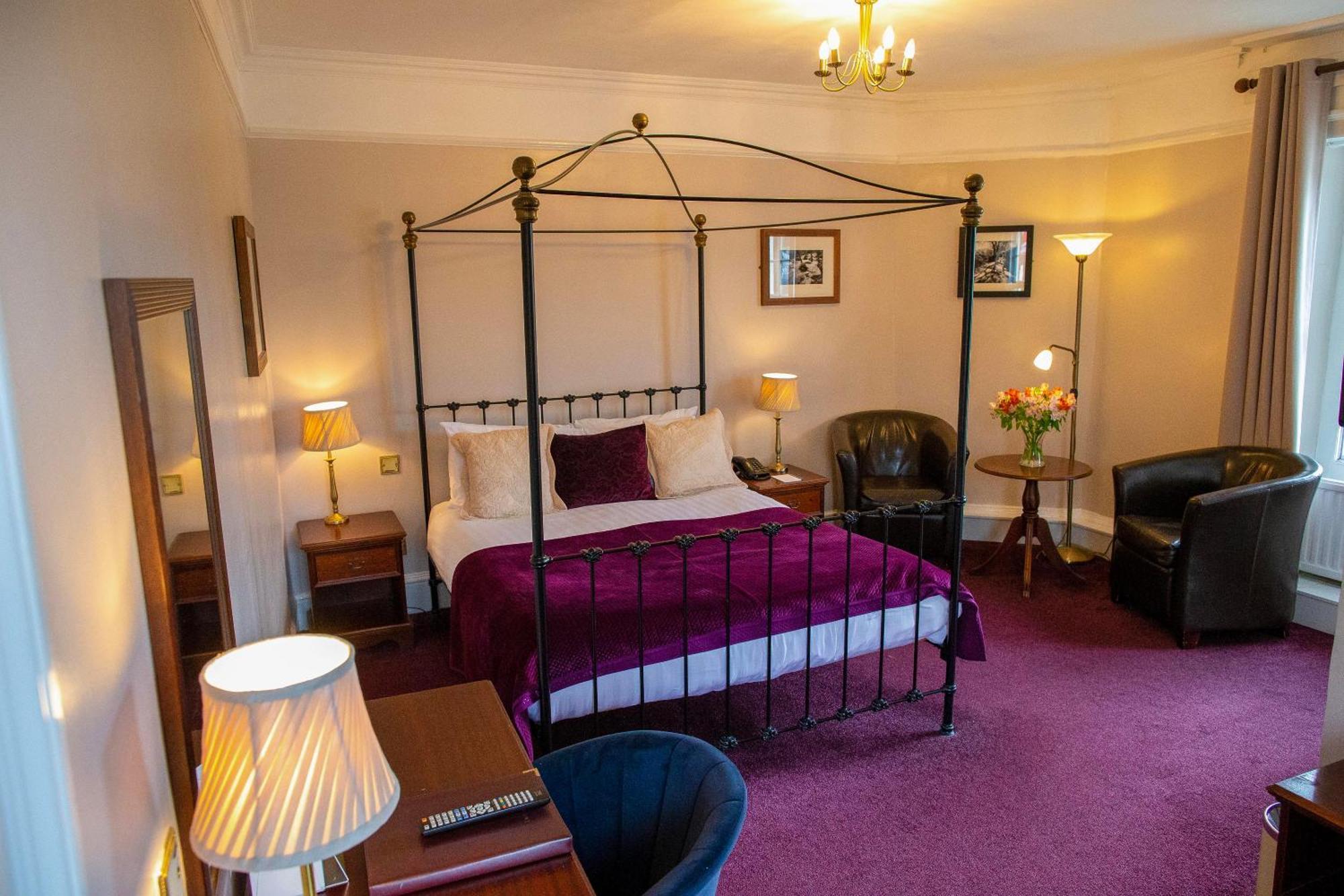 Bedford Hotel ทาวิสต็อก ภายนอก รูปภาพ
