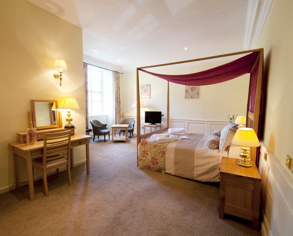 Bedford Hotel ทาวิสต็อก ภายนอก รูปภาพ